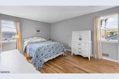 39 Lessing Rd, West Orange Township, NJ 07052 - Photo 22