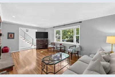 39 Lessing Rd, West Orange Township, NJ 07052 - Photo 6