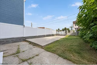 34 Arverne Ter, Irvington, NJ 07111 - Photo 20