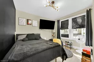 34 Arverne Terrace, Irvington, NJ 07111 - Photo 8