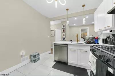 34 Arverne Ter, Irvington, NJ 07111 - Photo 6