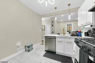34 Arverne Terrace, Irvington, NJ 07111 - Photo 6