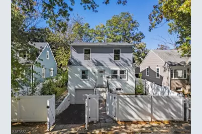 15 Chelsea Ave, East Orange, NJ 07018 - Photo 1