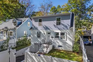 15 Chelsea Ave, East Orange, NJ 07018 - Photo 2