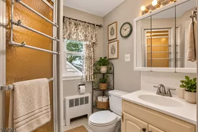 30 Oakridge Rd, West Orange Township, NJ 07052 - Photo 20