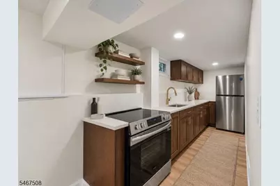 38 Gertrude Street, Clark Township, NJ 07066 - Photo 18