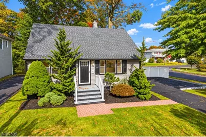 38 Gertrude Street, Clark Township, NJ 07066 - Photo 2