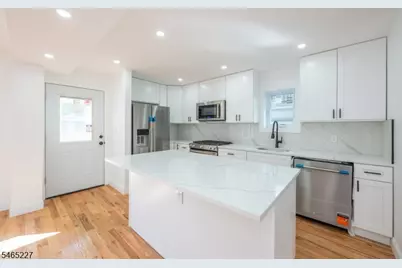 18 Meeker St, West Orange Township, NJ 07052 - Photo 10