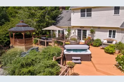 11 Ewing Dr, Raritan Township, NJ 08822 - Photo 38