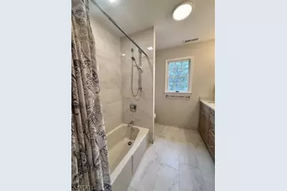 11 Ewing Dr, Raritan Township, NJ 08822 - Photo 34