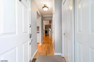 203 Salem Ct, Raritan Township, NJ 08822 - Photo 2