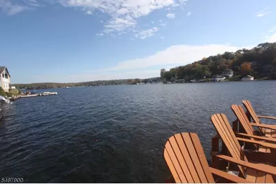 76 Ithanell Rd, Hopatcong, NJ 07843 - Photo 20