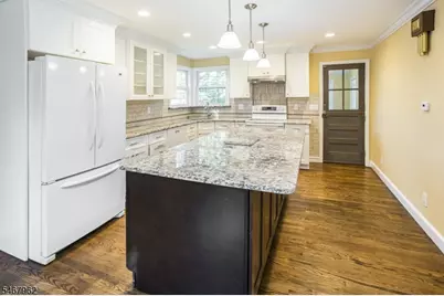 16 Chester Pl, Chester, NJ 07930 - Photo 14