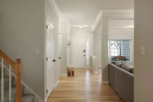 251 Patriot Hill Dr, Bernards Township, NJ 07920 - Photo 2