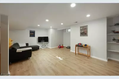 251 Patriot Hill Dr, Bernards Township, NJ 07920 - Photo 22