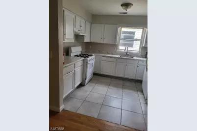 391 21st St, Irvington, NJ 07111 - Photo 4