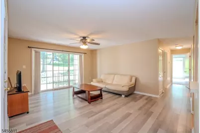 3509 Holman Ct, Bridgewater, NJ 08807 - Photo 4