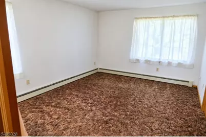 452 Ann St, Phillipsburg, NJ 08865 - Photo 12