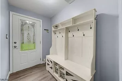 8 Yale St, Mount Olive, NJ 07828 - Photo 4