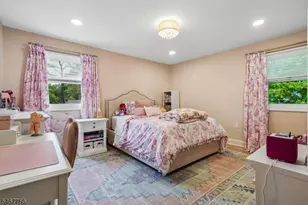 64 N Hillside Ave, Livingston, NJ 07039 - Photo 16
