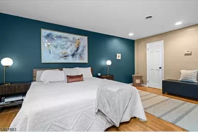 4 Scenic Falls Rd, Washington Township, NJ 07853 - Photo 28