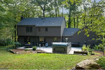 4 Scenic Falls Rd, Washington Township, NJ 07853 - Photo 44