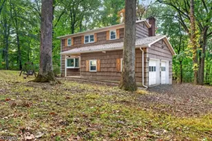 43 Potterstown Rd, Clinton Township, NJ 08833 - Photo 2