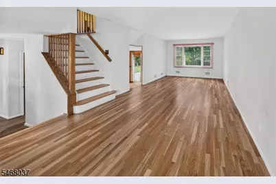 7 Maxal St, Green Brook Township, NJ 08812 - Photo 10