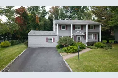 7 Maxal St, Green Brook Township, NJ 08812 - Photo 4
