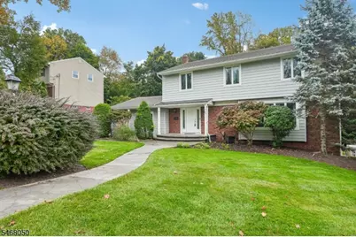 26 Almroth Dr, Wayne, NJ 07470 - Photo 2