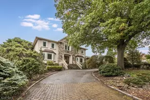 22 Lorraine Dr, Montville Township, NJ 07058 - Photo 2
