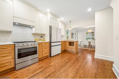 97 Oakview Ave, Maplewood, NJ 07040 - Photo 16