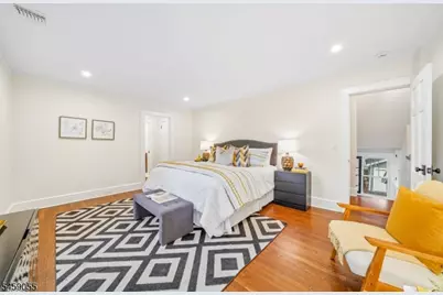 97 Oakview Ave, Maplewood, NJ 07040 - Photo 22