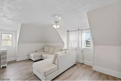 90 W 34th St #2, Bayonne, NJ 07002 - Photo 4