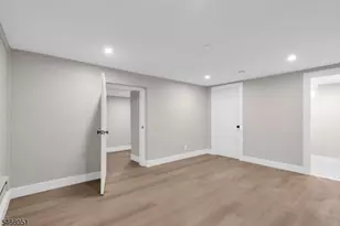300 Tremont Ave, Orange, NJ 07050 - Photo 38