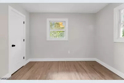300 Tremont Ave, Orange, NJ 07050 - Photo 30