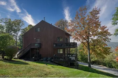 3 Red Lodge Dr #2, Vernon, NJ 07462 - Photo 2