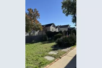 9 Woodside Pl, Newark, NJ 07104 - Photo 6