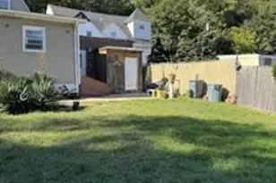 9 Woodside Pl, Newark, NJ 07104 - Photo 4