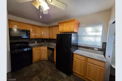71 Cedar Avenue 2nd Fl, Montclair, NJ 07042 - Photo 2