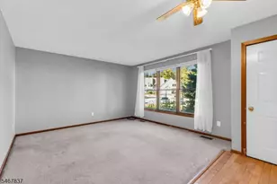 94 Heritage Ln, Hamburg, NJ 07419 - Photo 6