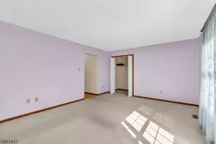 94 Heritage Ln, Hamburg, NJ 07419 - Photo 20