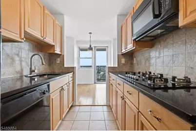 6600 Kennedy Blvd #22F, West New York, NJ 07093 - Photo 10