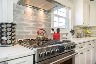 1253 Valley Rd, Wayne, NJ 07470 - Photo 4