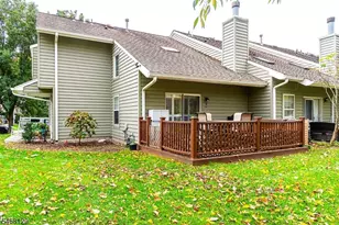9 Pelican Point, Hampton Township, NJ 07860 - Photo 2