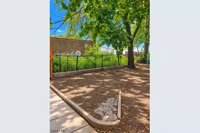 634 Grove St, Irvington, NJ 07111 - Photo 10