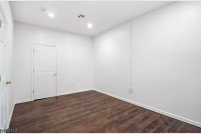 16 Seymour Ave, Newark, NJ 07108 - Photo 14