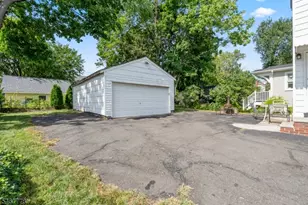 9 Cherry Pl, Maplewood Twp., NJ 07040 - Photo 26