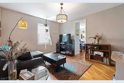 9 Cherry Pl, Maplewood Twp., NJ 07040 - Photo 2
