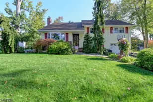10 Lynn Dr, Springfield, NJ 07081 - Photo 1